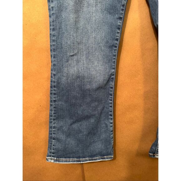 Frame Le Crop Mini Boot MSRP$198 - Picture 3 of 6